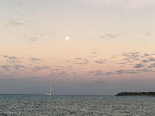 Staniel Cay Moonset